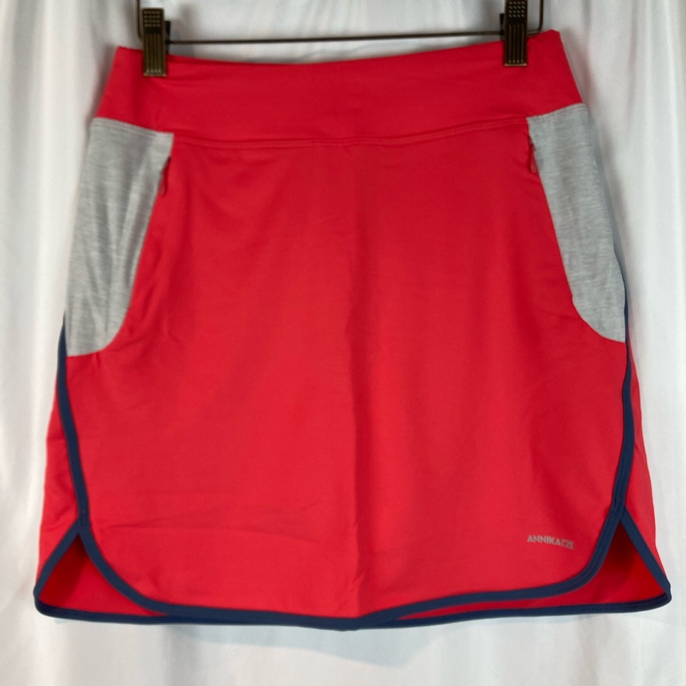 NWT Annika Golf Skort Coral/Purple/Grey size XS - Picture 3 of 6